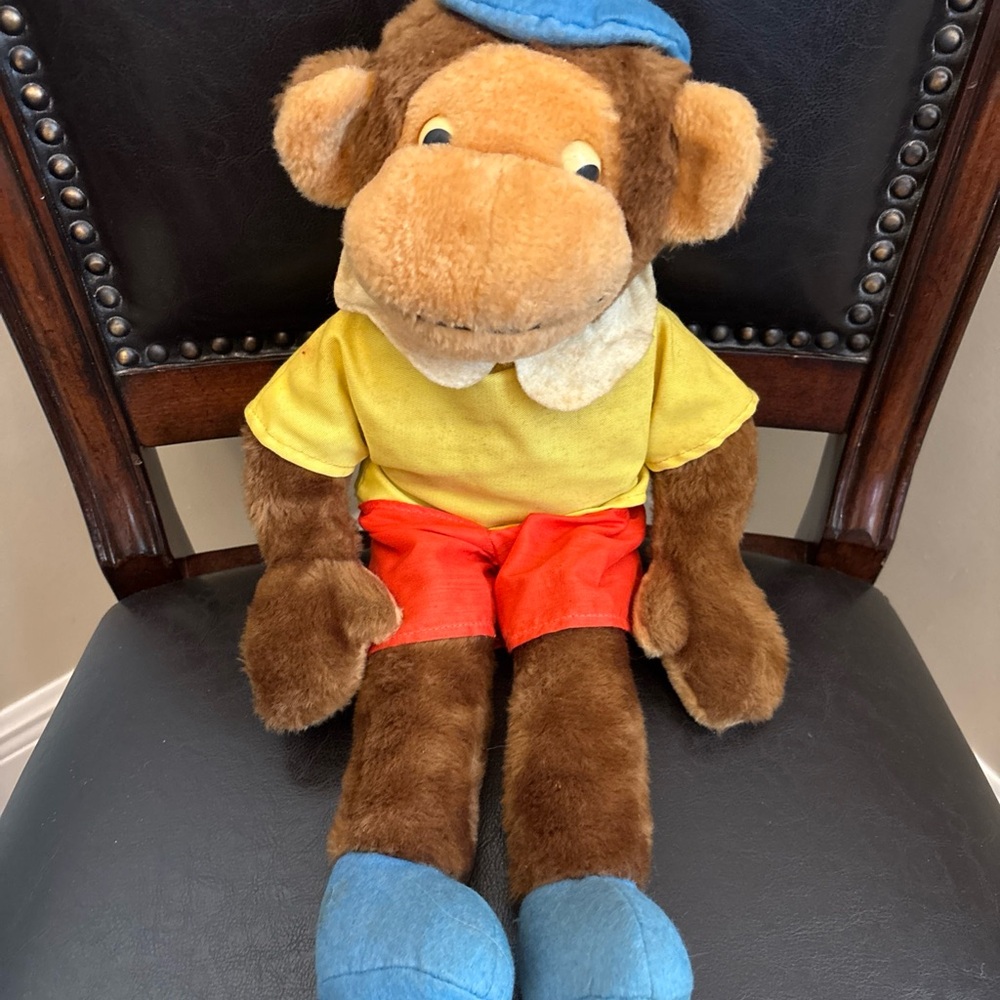 Zephir the Monkey Vintage Plush 1977 from Babar the Elephant books